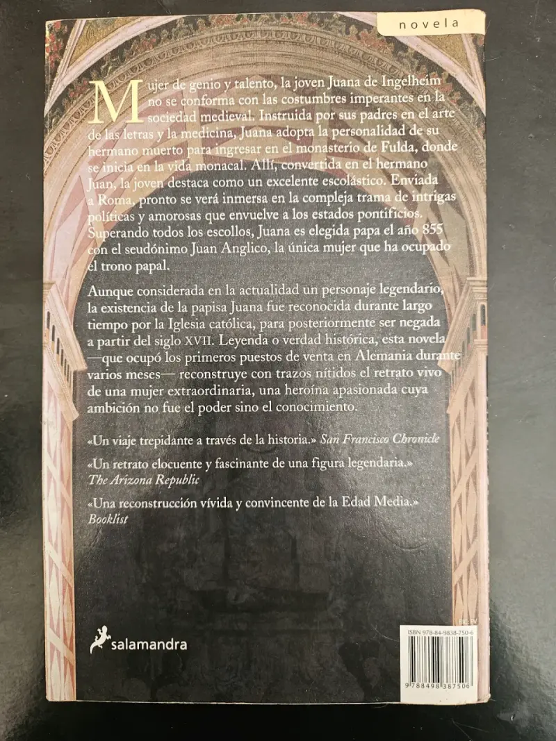 Libro 'La Papisa' de Donna W. Cross - 2