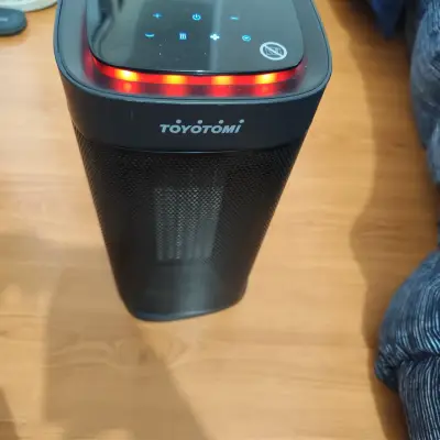 Calefactor Termoventilador Torre Digital Toyotomi - miniatura 3