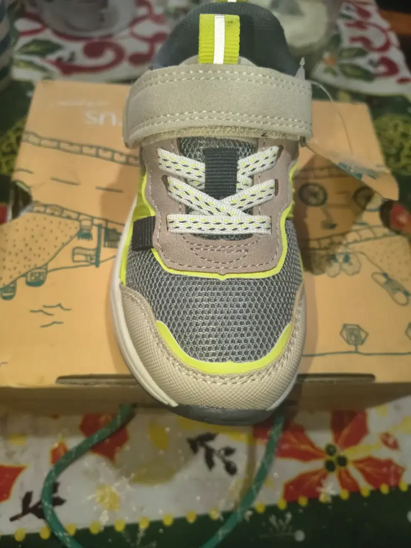 Zapatillas deportivas Ficcús gris y verde - 2