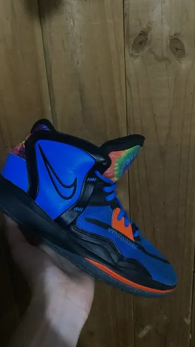 Zapatillas kyrie infinity - miniatura 1