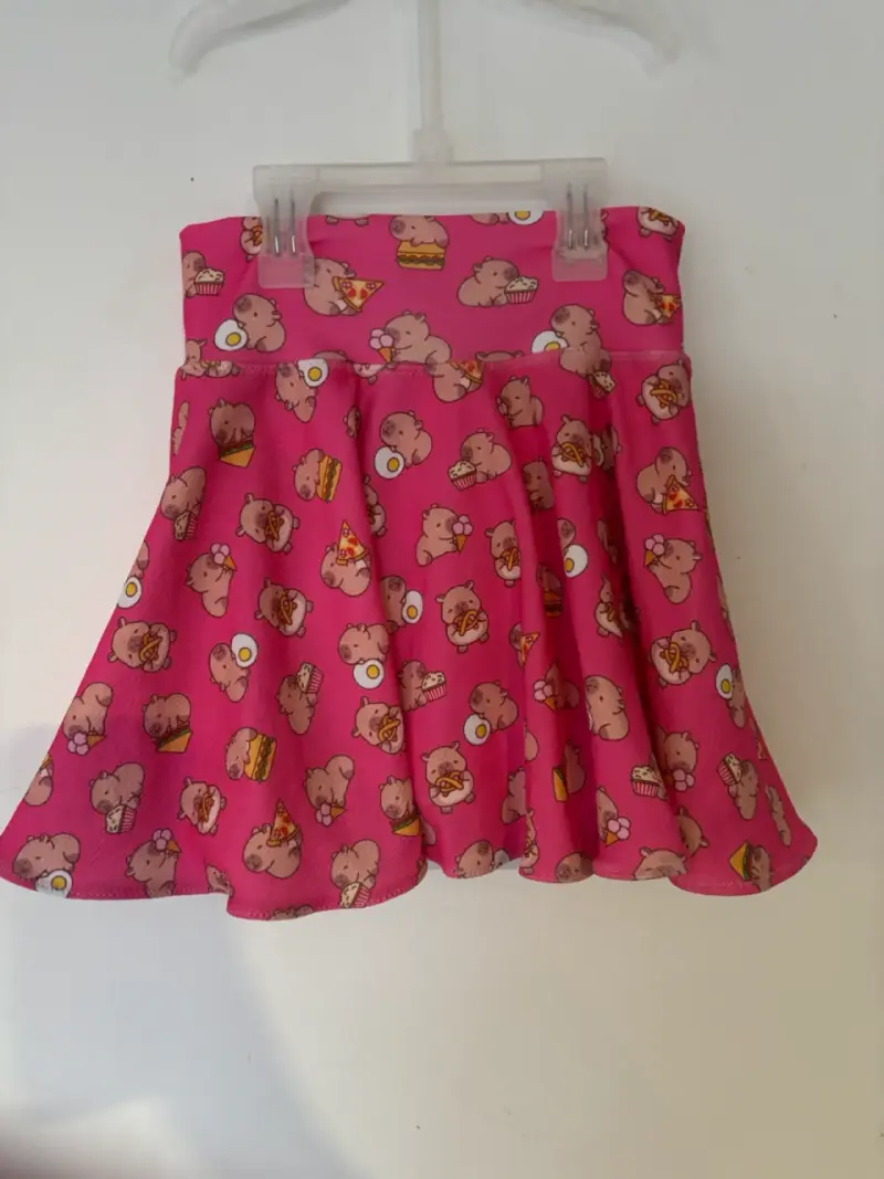 Conjunto rosa con estampado de capibaras - 3