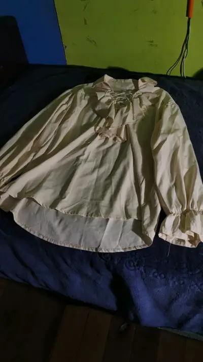 Pantalones, shorts, camisas y chaquetas - miniatura 4