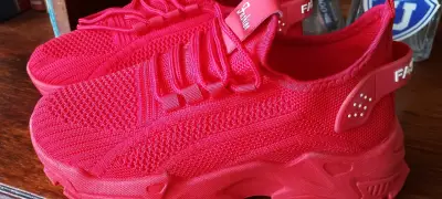 Zapatillas deportivas rojas unisex - miniatura 5