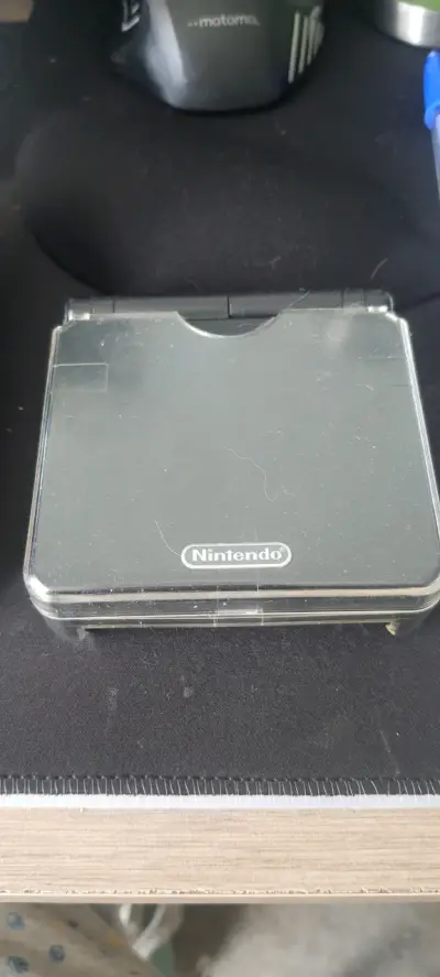 Consola portátil Game Boy Advance SP - miniatura 2