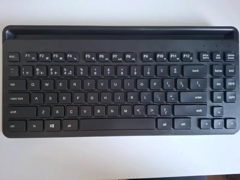 Teclado inalámbrico negro Miniso - 2