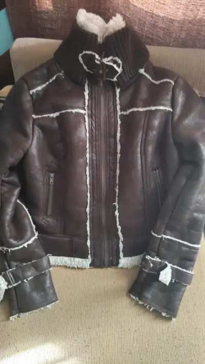 Chaqueta de cuero Mango con forro de lana - miniatura 2
