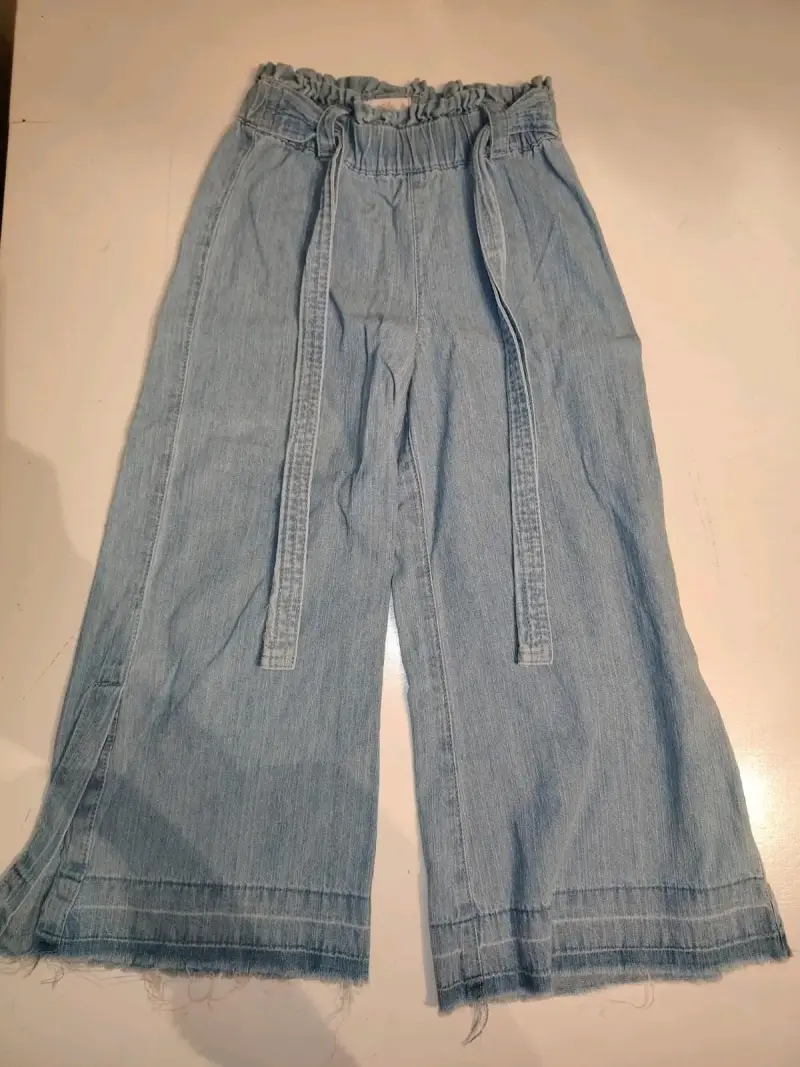 Pantalones de mezclilla anchos para niña