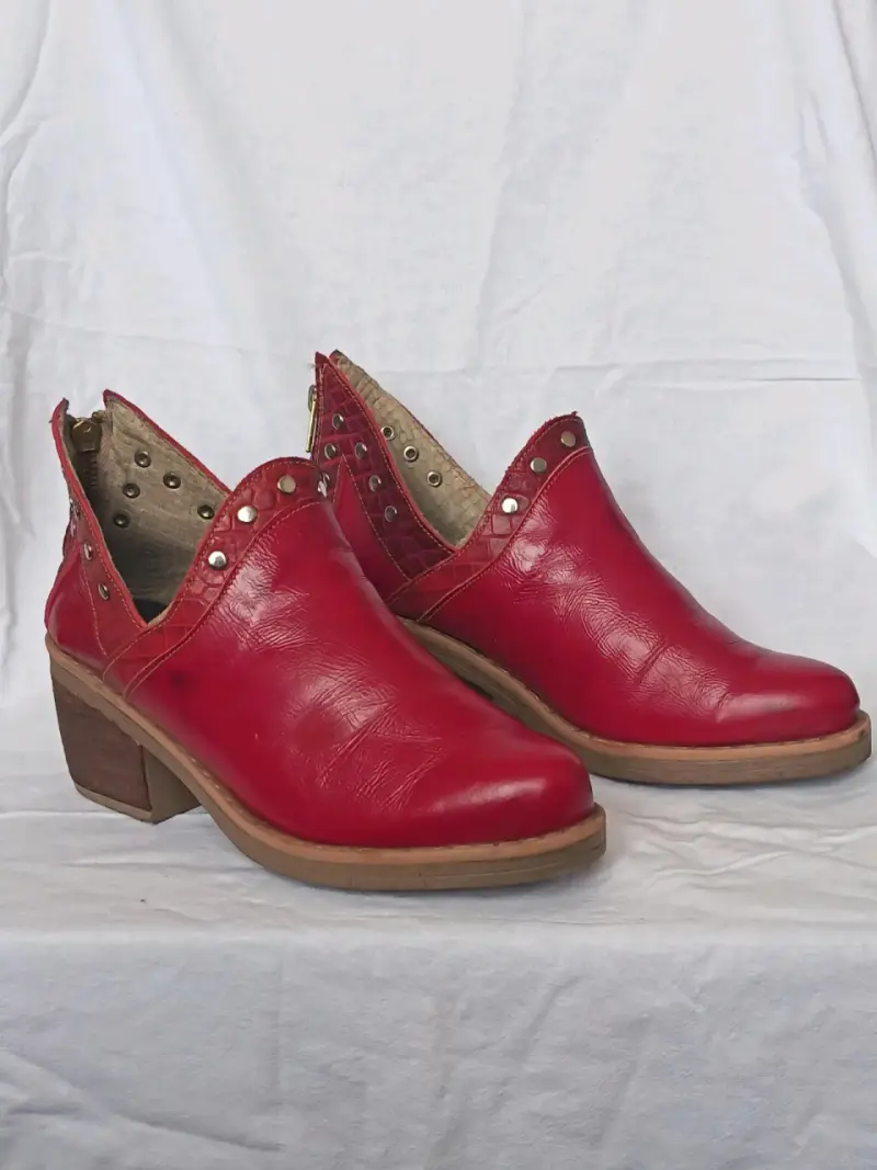 Botines de cuero negro con tacón - 2