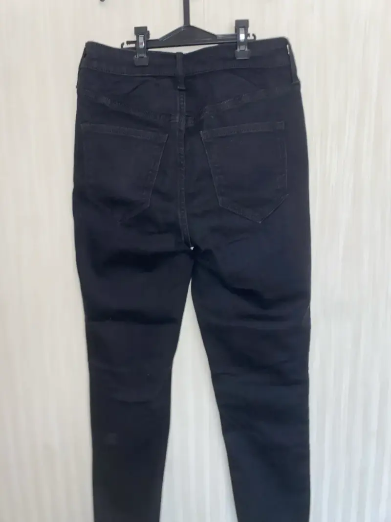Jeans negros Old Navy talla 34-36 nuevo - 2