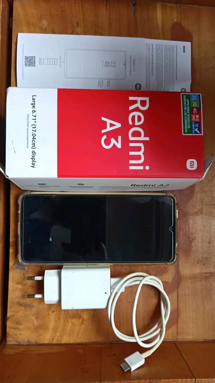 Smartphone Xiaomi Redmi A3 con cargador - 2