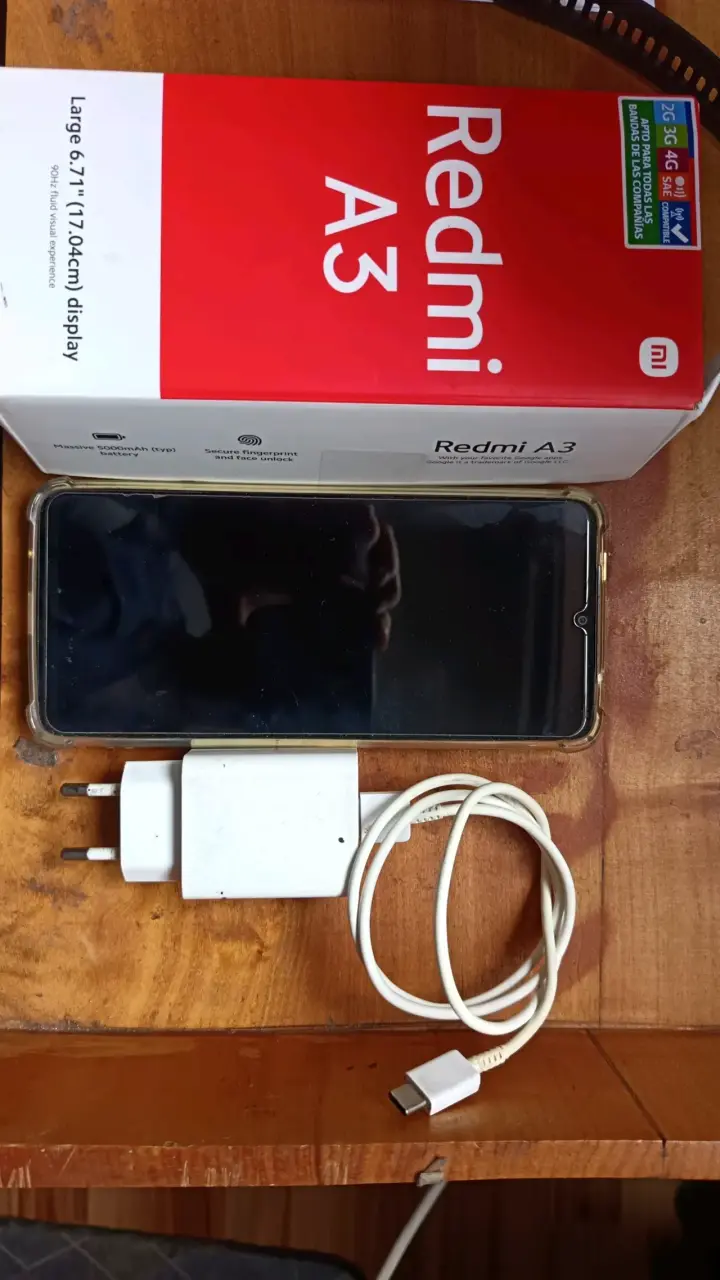 Smartphone Xiaomi Redmi A3 con cargador - 3