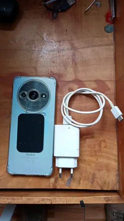 Smartphone Xiaomi Redmi A3 con cargador - miniatura 5