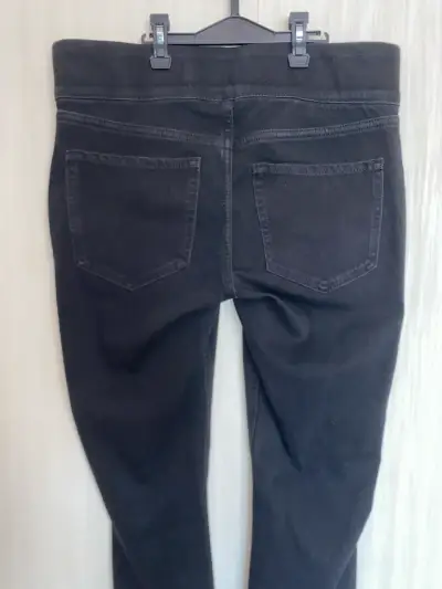 Jeans olv navy talla 38-40 nuevos - miniatura 3