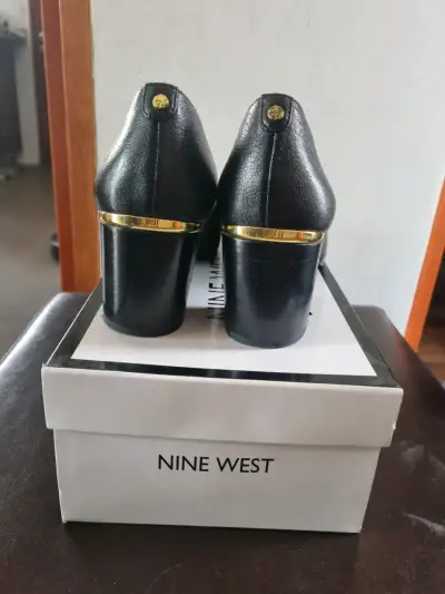 Zapatos de tacón Nine West negros - miniatura 2