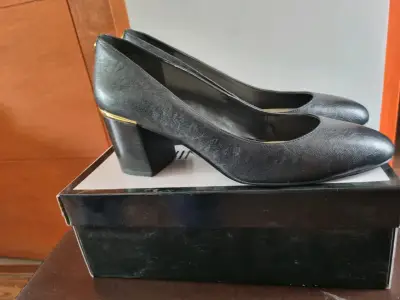 Zapatos de tacón Nine West negros - miniatura 4