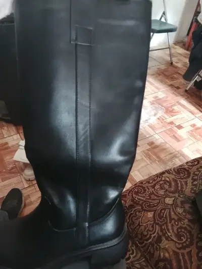 Botas negras de cuero para mujer - miniatura 1