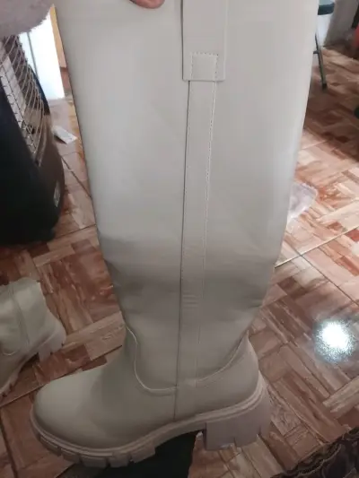 Botas negras de cuero para mujer - miniatura 4