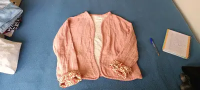 Vendo lote de ropa en buen estado - miniatura 4