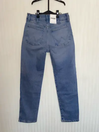 Jeans Wrangler talla 36-38 nuevos - miniatura 2
