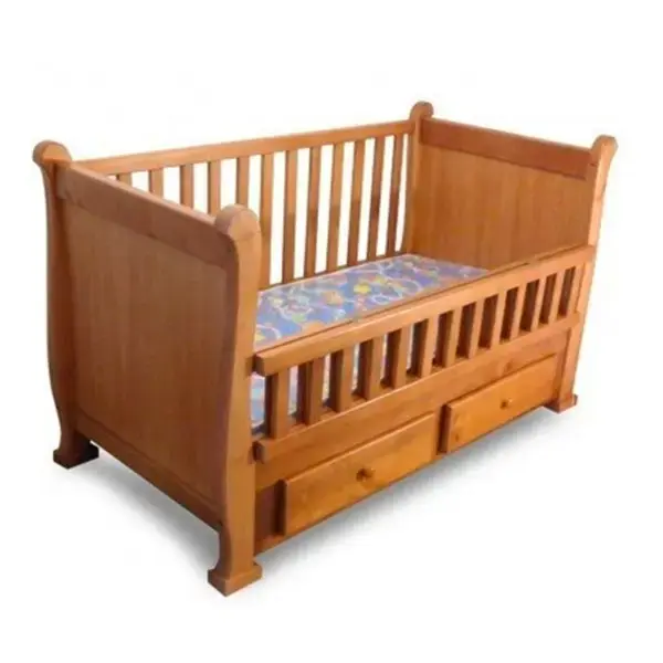 Cuna de madera con cajones - 2