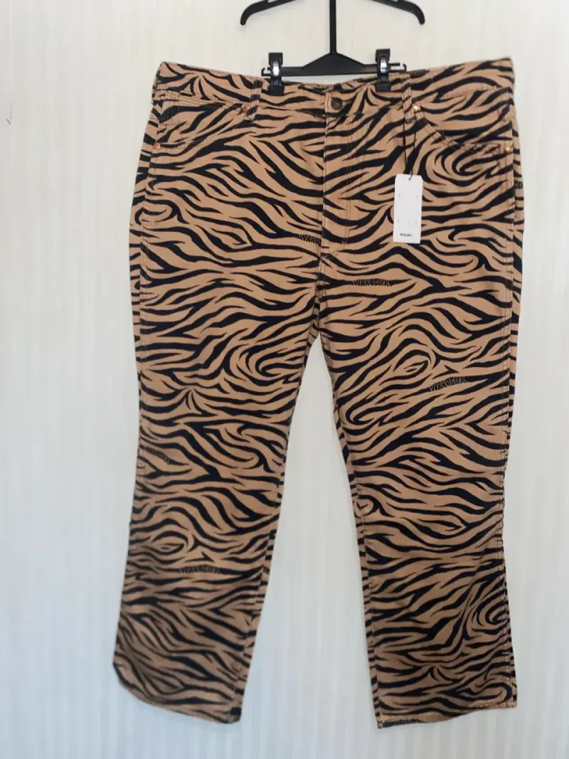 Jeans Wrangler talla 48-50 nuevo - 3