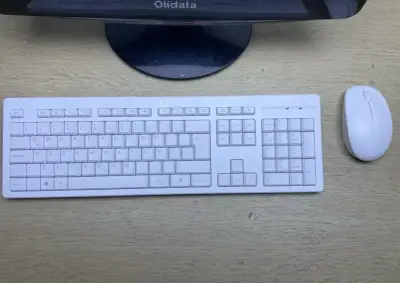 Teclado y mouse inalámbricos HP blancos - miniatura 3