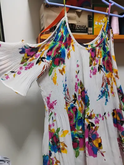 Vestido floral sin mangas Wados - miniatura 2