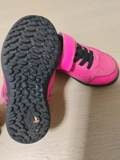 Zapatillas deportivas infantiles rosas - miniatura 2