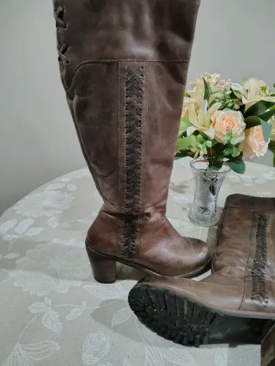 Botas de cuero Gacel marrón con tacón - miniatura 1