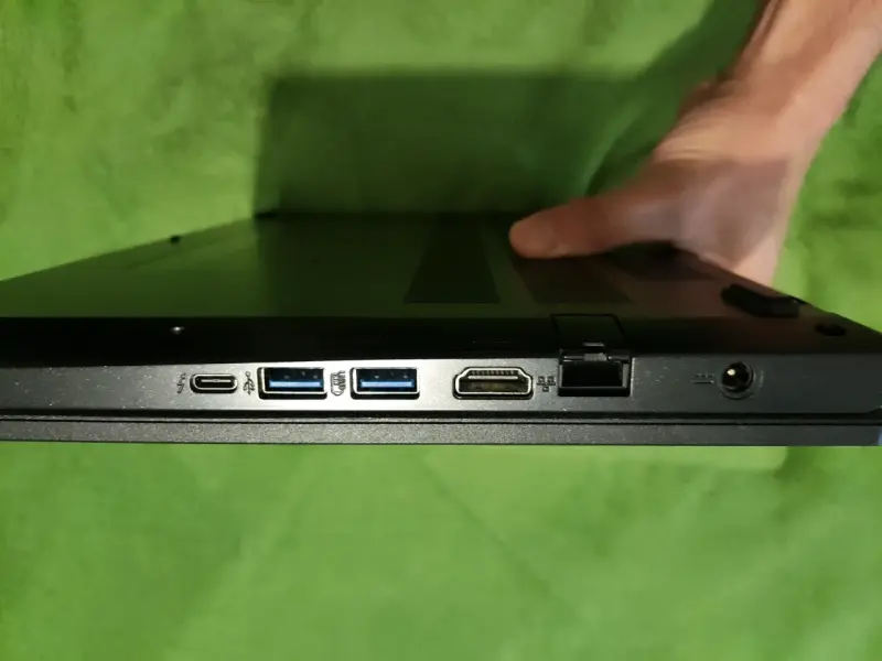 Por apuro vendo mi Notebook Acer Nitro V15 ANV15-5 - 4