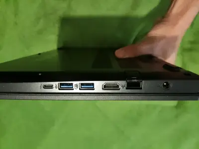 Por apuro vendo mi Notebook Acer Nitro V15 ANV15-5 - miniatura 4