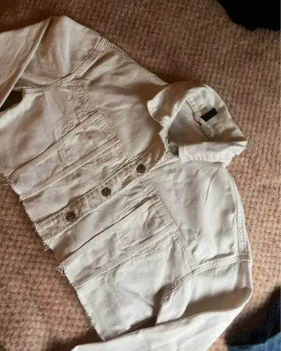 Chaqueta corta de mezclilla blanca hym - miniatura 2