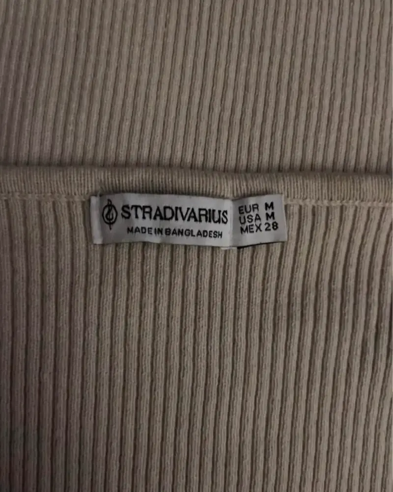 vestido  beige Stradivarius - 2