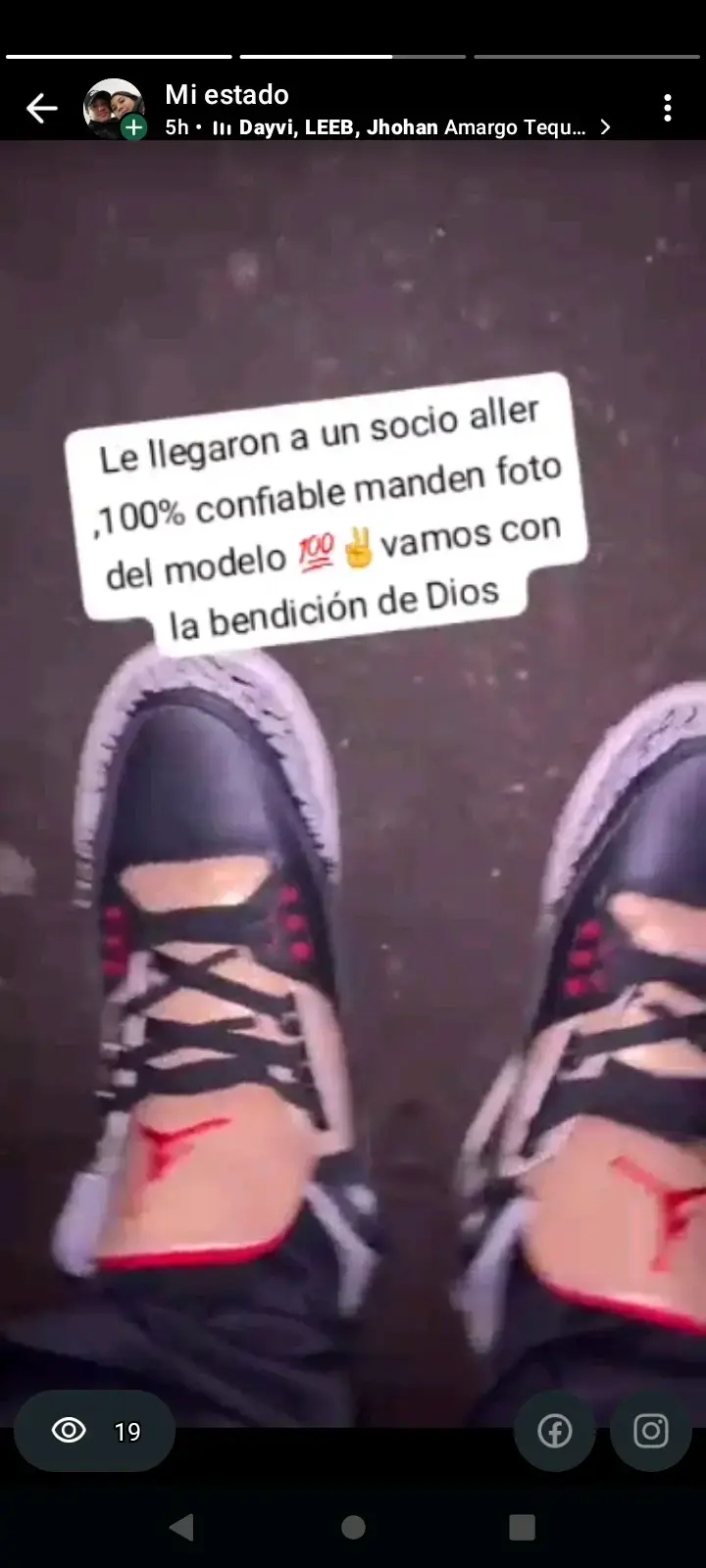 Zapatillas deportivas variadas - 2