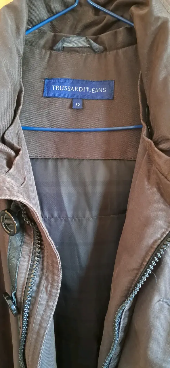 Chaqueta Trussardi para frío y lluvia - 3