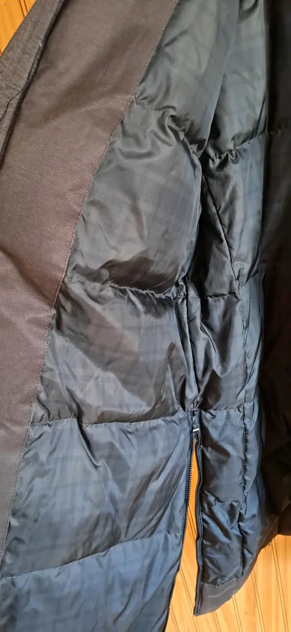 Chaqueta Trussardi para frío y lluvia - 4