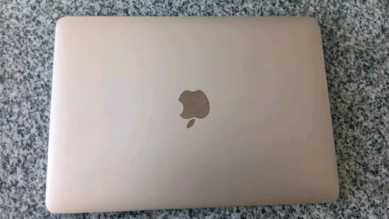 MacBook Air 13 pulgadas, 8GB RAM - 2