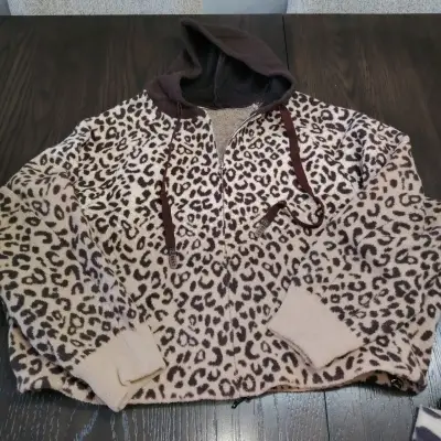 Polerón con capucha estampado leopardo - miniatura 2