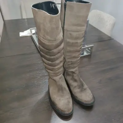 Botas de gamuza gris para mujer - miniatura 2