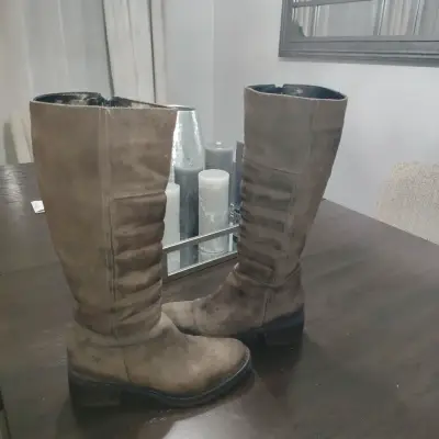 Botas de gamuza gris para mujer - miniatura 3