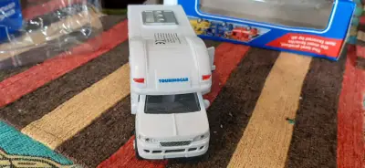 Camión de rescate de juguete Die Cast - miniatura 2