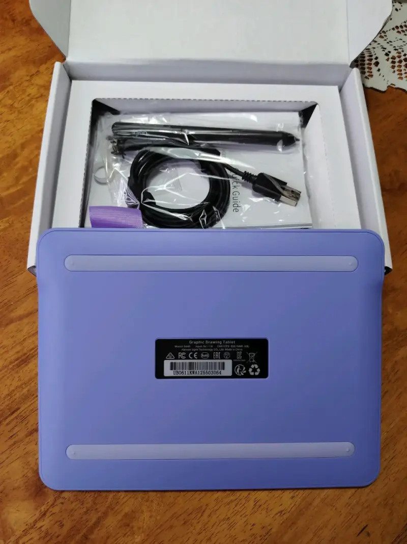 Tableta gráfica Ugee S640 lila - 2