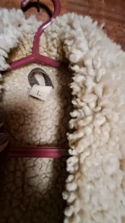 Chaqueta de cuero con forro de lana - miniatura 3
