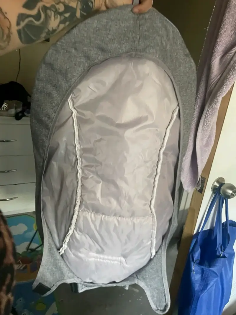 Silla mecedora para bebé con toldo - 4