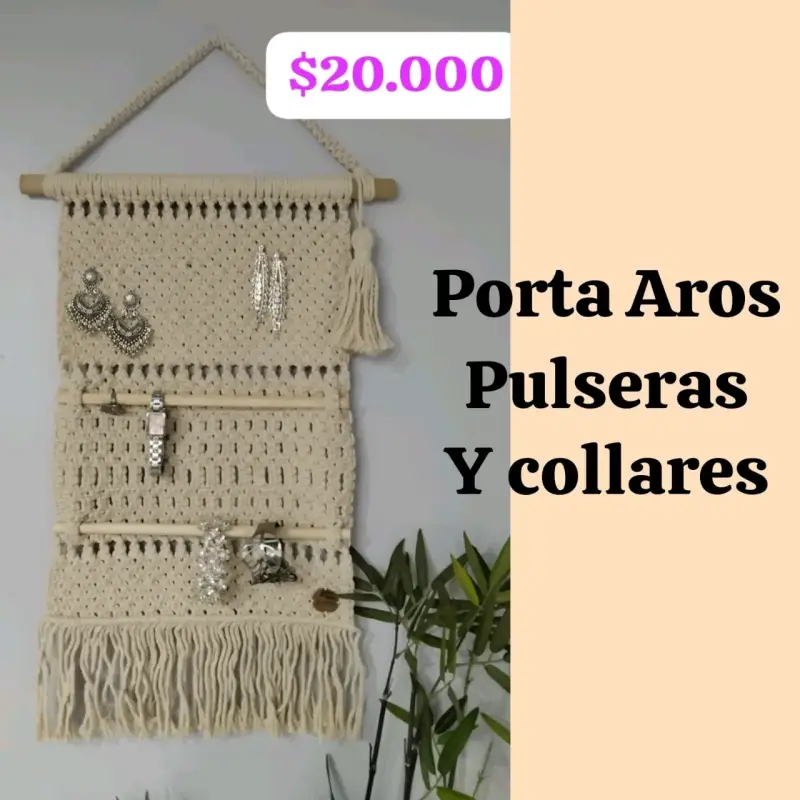 Porta joyas de macramé beige
