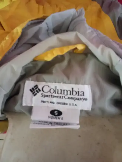 Chaqueta impermeable amarilla Columbia - miniatura 2