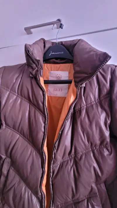 Chaqueta acolchada marrón para hombre - miniatura 2