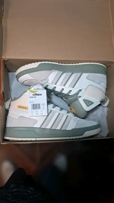 Zapatillas Adidas 100DB MID nuevas (solo probadas) - miniatura 1