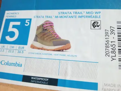 Zapatillas deportivas verde oliva con cordones rosados - miniatura 4