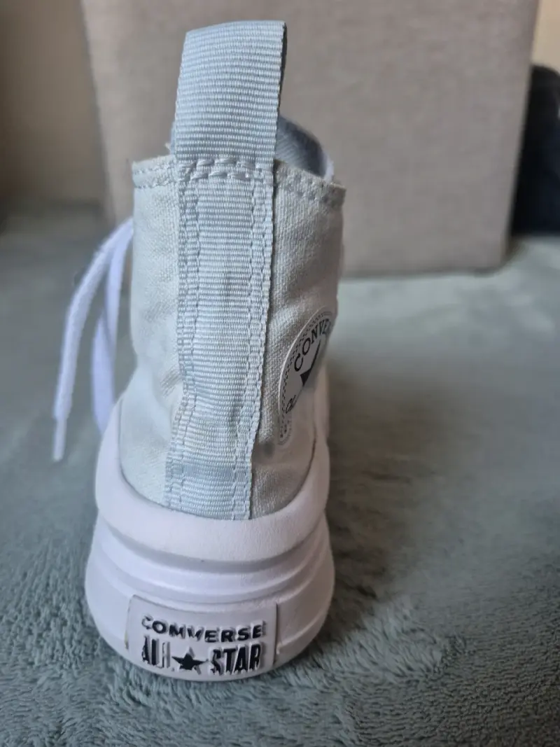 Zapatilla alta blanca de lona - 2